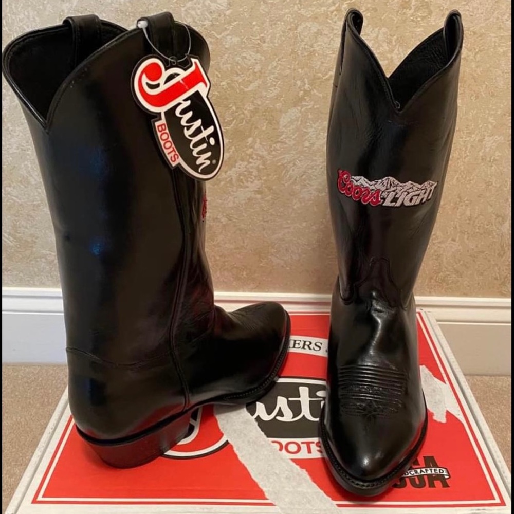 Men Justin’s Italian Customized Leather Cowboys